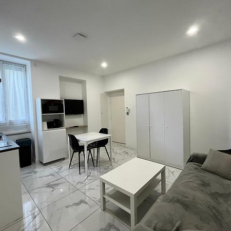 T2 Moderne A 10 Min Du Centre-Ville De Лион Экстерьер фото